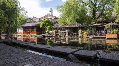 今起至正月十五，湖北孝感超17000个停车位免费开放